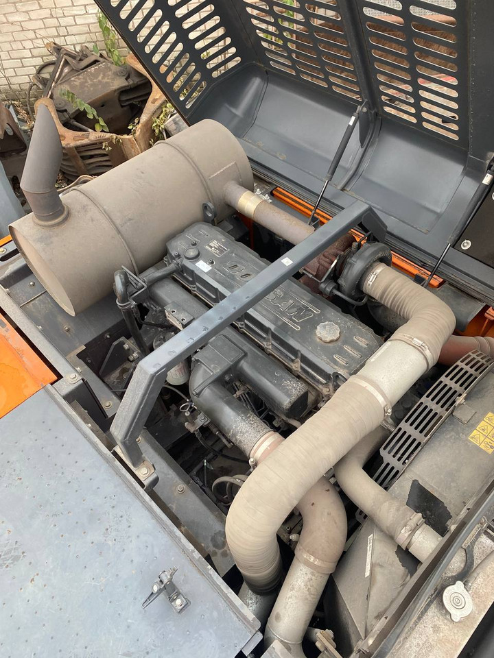 DOOSAN DX 340LCA - Pelle sur chenille: photos 5 DOOSAN DX 340LCA - Pelle sur chenille: photos 5