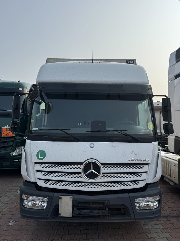 Mercedes Atego III - Cabine: photos 1 Mercedes Atego III - Cabine: photos 1