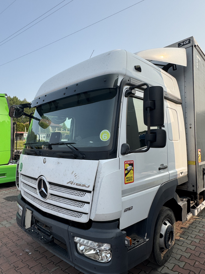 Mercedes Atego III - Cabine: photos 3 Mercedes Atego III - Cabine: photos 3