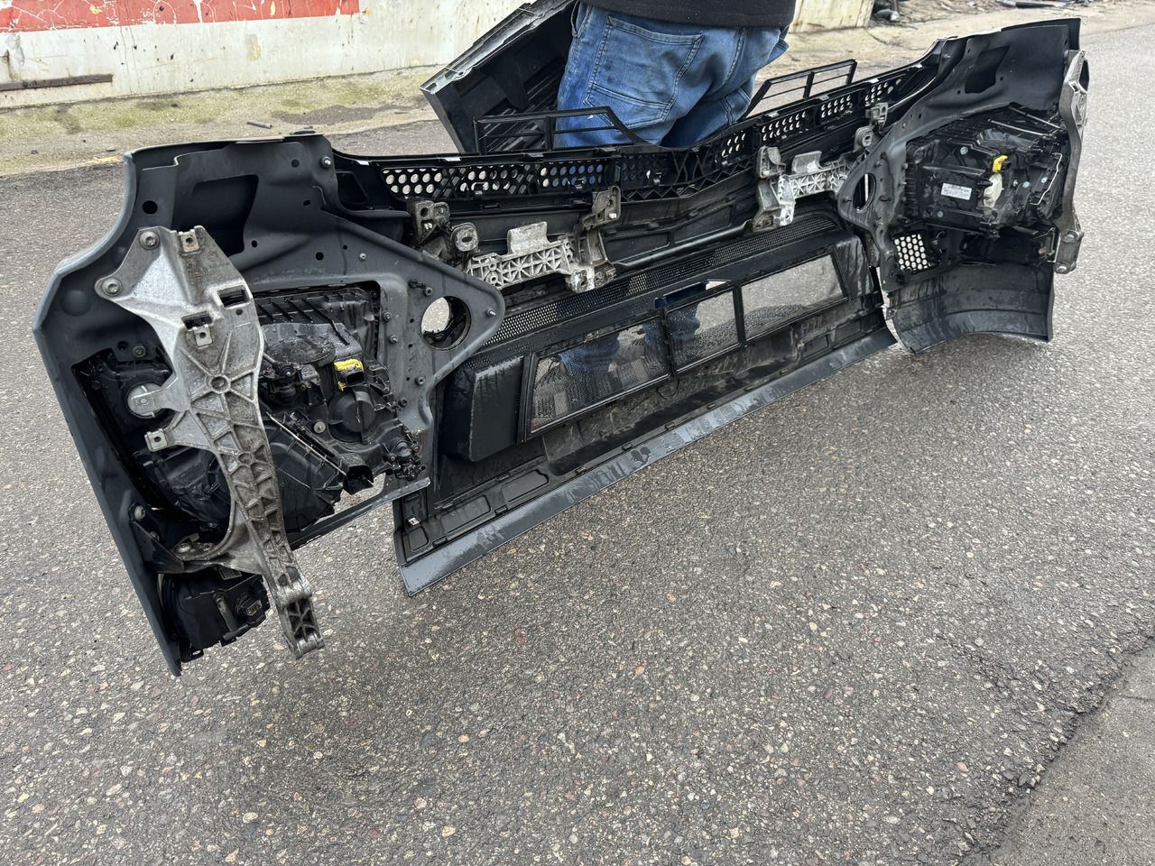 Mercedes-Benz Antos - Pare-chocs pour Camion: photos 5 Mercedes-Benz Antos - Pare-chocs pour Camion: photos 5