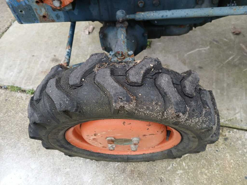 Micro tracteur Kubota B 7001: photos 7 Micro tracteur Kubota B 7001: photos 7