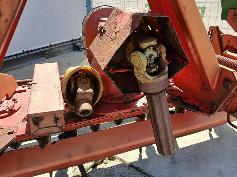 Lely Rotera 200-22 - Herse rotative: photos 3 Lely Rotera 200-22 - Herse rotative: photos 3
