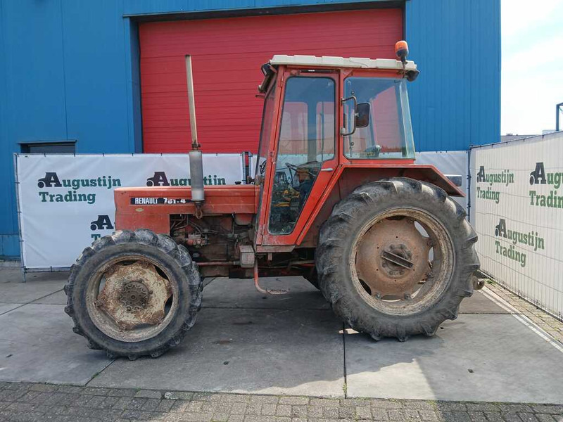 Renault 781-4 - Tracteur agricole: photos 1 Renault 781-4 - Tracteur agricole: photos 1