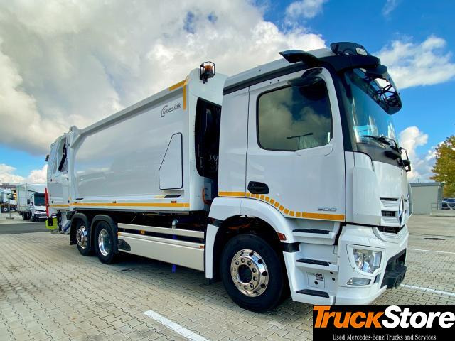Mercedes-Benz eActros 300 L - Benne à ordures ménagères: photos 1 Mercedes-Benz eActros 300 L - Benne à ordures ménagères: photos 1