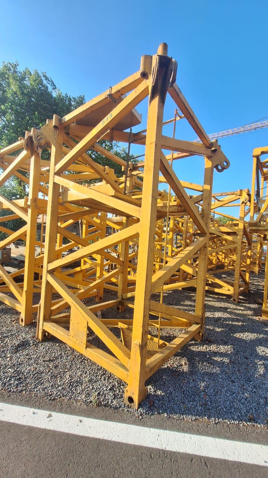 LIEBHERR Unterwagen 256HC - Grue: photos 3 LIEBHERR Unterwagen 256HC - Grue: photos 3