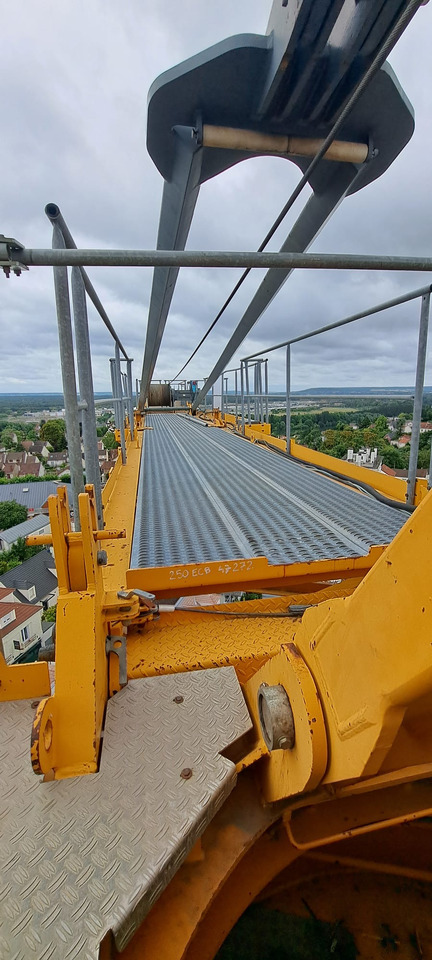 Liebherr 250EC-B12 Litronic - Grue à tour: photos 3 Liebherr 250EC-B12 Litronic - Grue à tour: photos 3