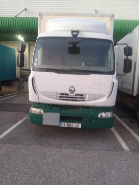 Renault Midlum 270 - Camion fourgon: photos 1 Renault Midlum 270 - Camion fourgon: photos 1