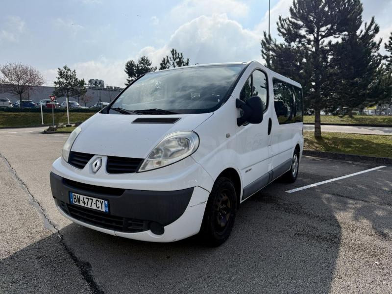 Renault Trafic - Transport de personnes: photos 1 Renault Trafic - Transport de personnes: photos 1