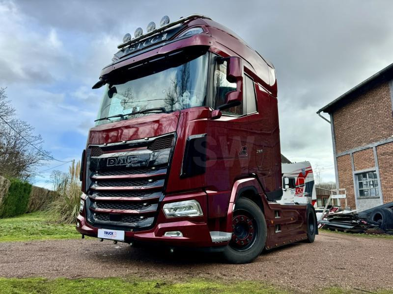 DAF XG + 530 FT + - Tracteur routier: photos 3 DAF XG + 530 FT + - Tracteur routier: photos 3
