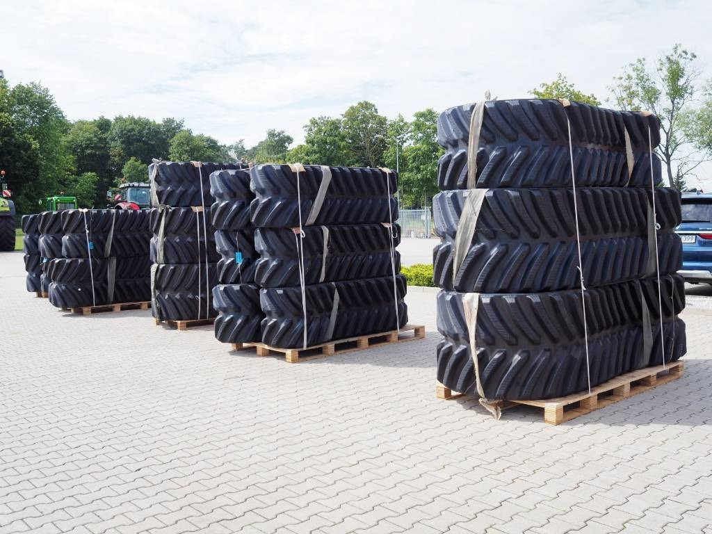 Challenger MT700 / Rubber belt / track / 30" / 762mm - Chenille pour Machine agricole: photos 2 Challenger MT700 / Rubber belt / track / 30" / 762mm - Chenille pour Machine agricole: photos 2