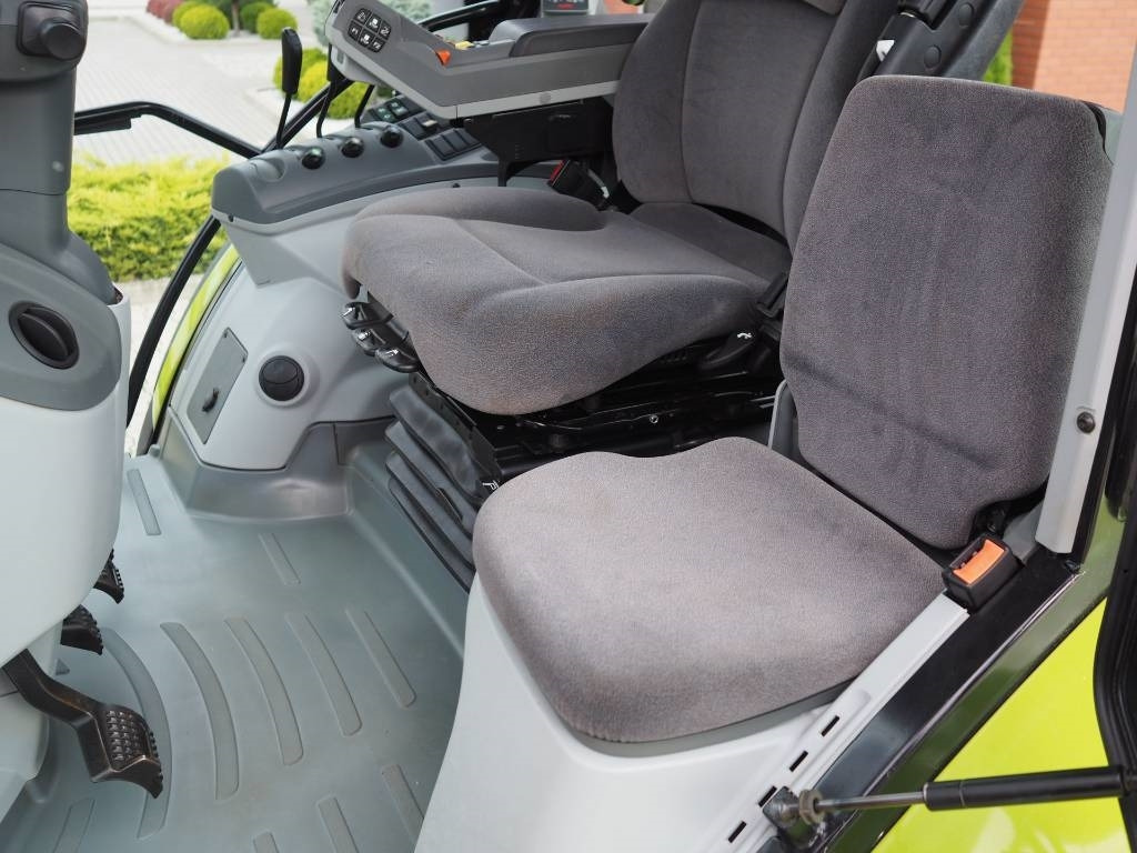 Tracteur agricole Claas Arion 610 CIS: photos 6 Tracteur agricole Claas Arion 610 CIS: photos 6