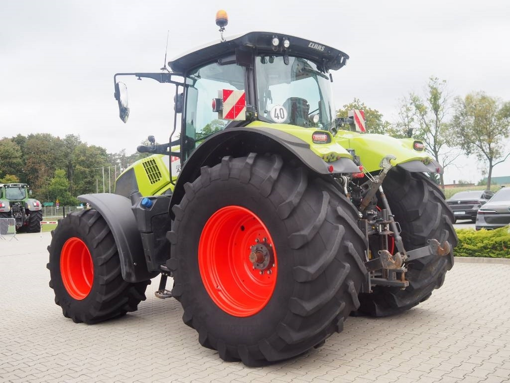 Claas Axion 810 Cmatic - Tracteur agricole: photos 2 Claas Axion 810 Cmatic - Tracteur agricole: photos 2