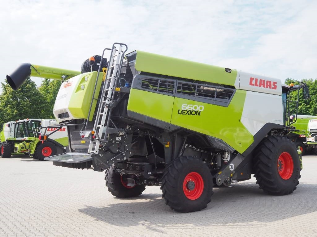 Claas Lexion 6600 + V770 - Moissonneuse-batteuse: photos 3 Claas Lexion 6600 + V770 - Moissonneuse-batteuse: photos 3