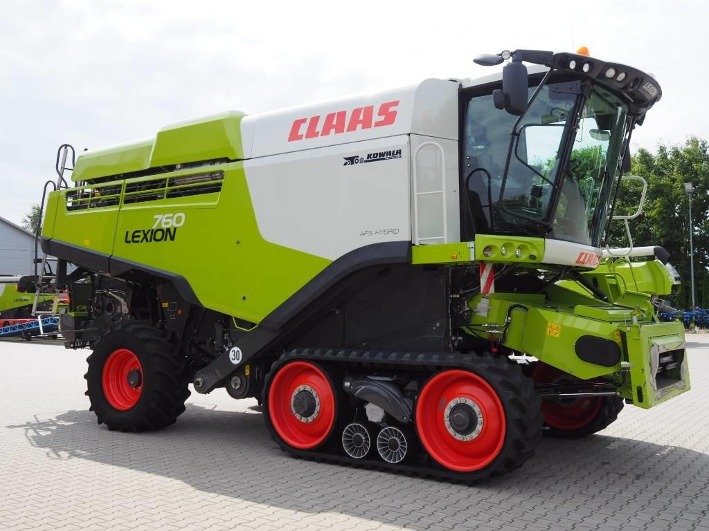 Claas Lexion 760TT + V930 - Moissonneuse-batteuse: photos 4 Claas Lexion 760TT + V930 - Moissonneuse-batteuse: photos 4
