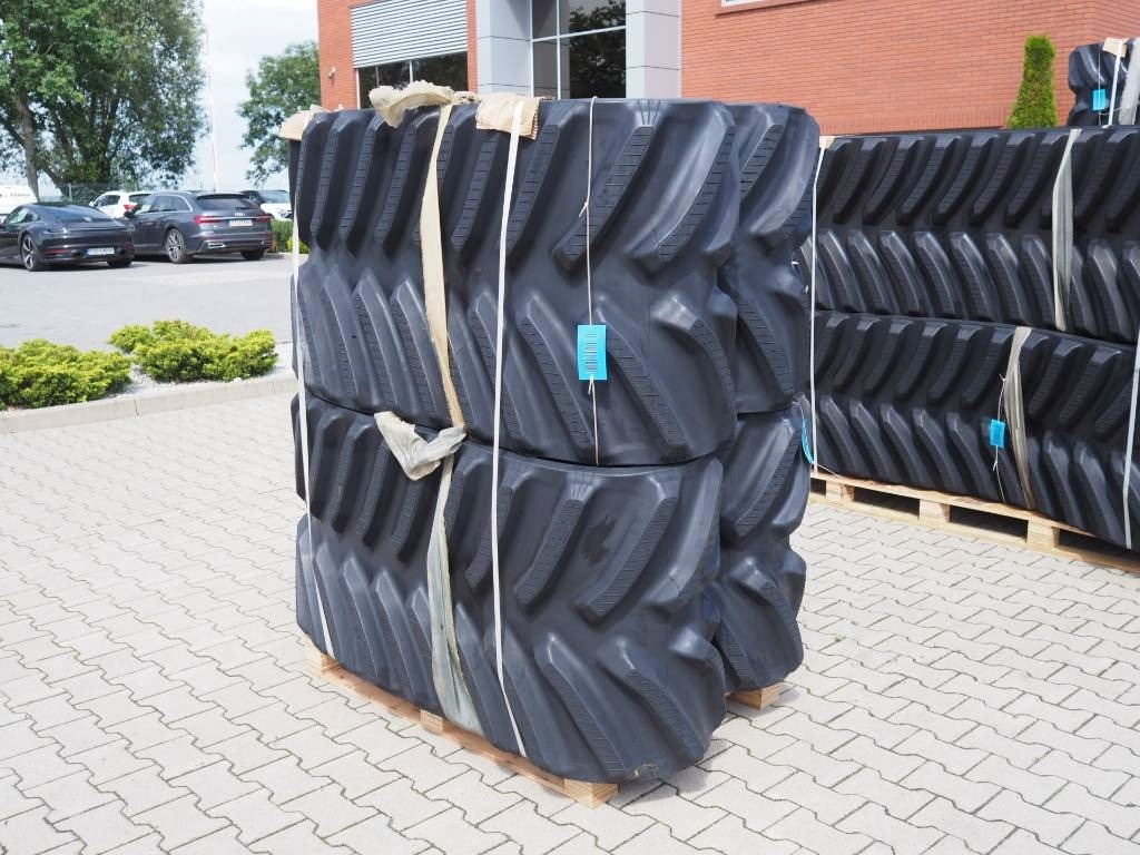 John Deere 8RX / Rubber belt / track / rear / 18" / 457mm - Chenille pour Machine agricole: photos 5 John Deere 8RX / Rubber belt / track / rear / 18" / 457mm - Chenille pour Machine agricole: photos 5