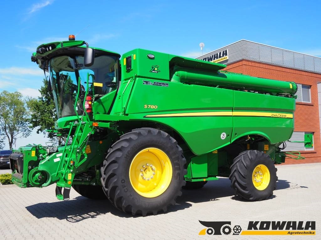 John Deere S780 + 730X - Moissonneuse-batteuse: photos 1 John Deere S780 + 730X - Moissonneuse-batteuse: photos 1