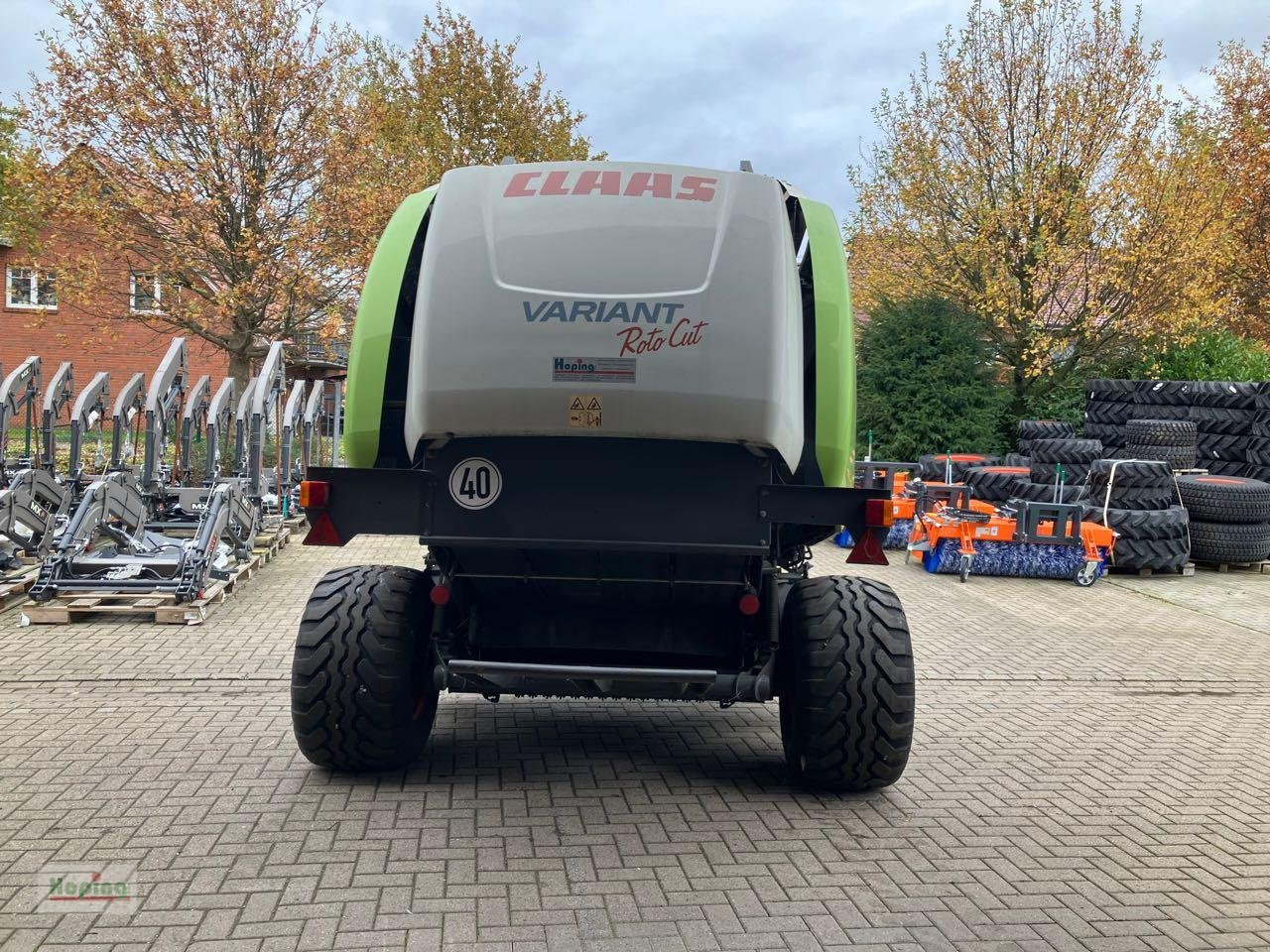 CLAAS Variant 385 - Presse à balles rondes: photos 3 CLAAS Variant 385 - Presse à balles rondes: photos 3