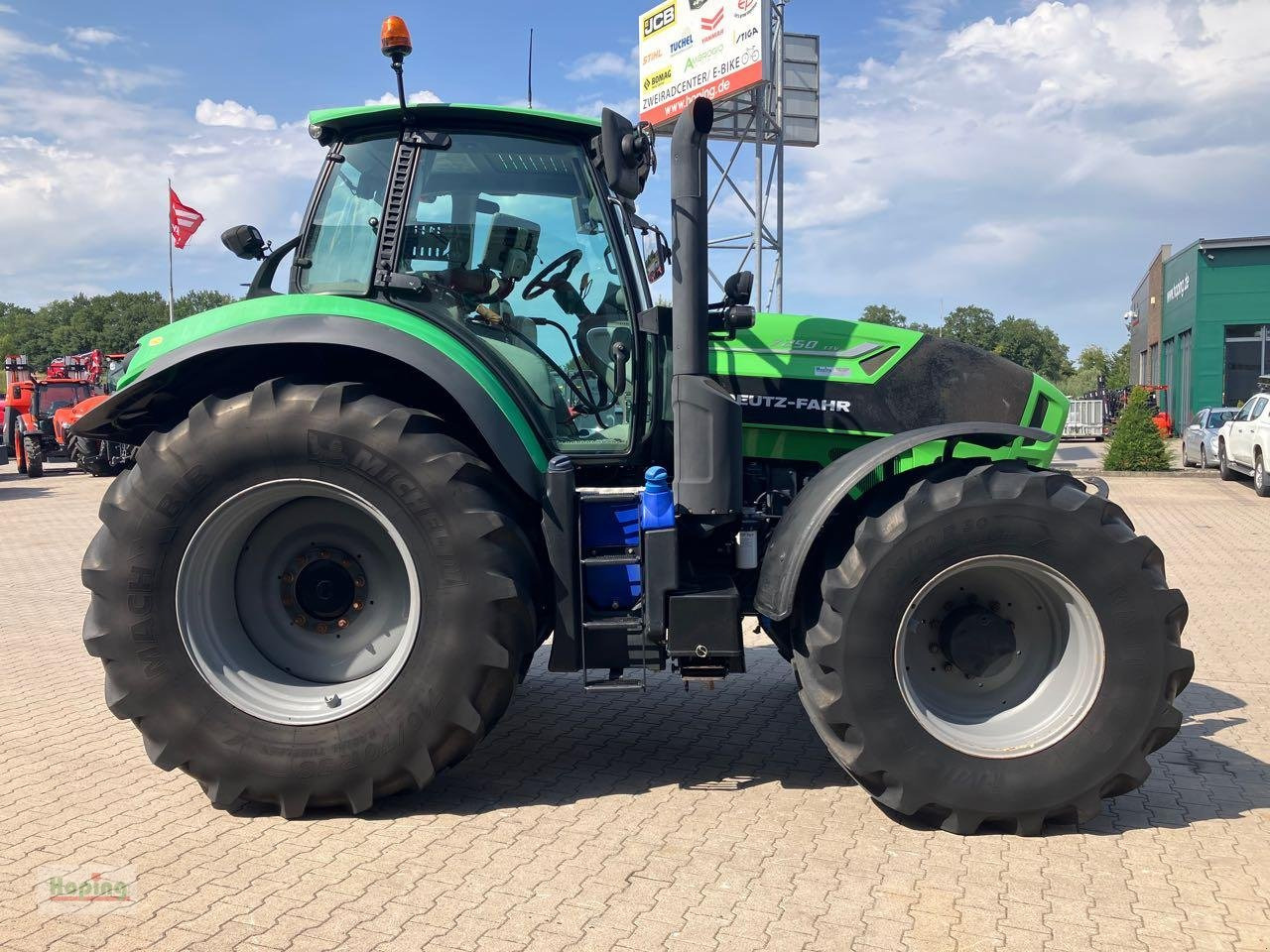 Deutz-Fahr 7250 Agrotron TTV - Tracteur agricole: photos 3 Deutz-Fahr 7250 Agrotron TTV - Tracteur agricole: photos 3