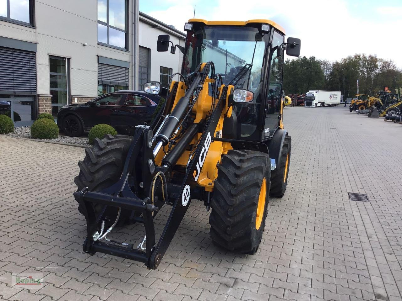 JCB 407 (35 km/h) - Chargeuse sur pneus: photos 2 JCB 407 (35 km/h) - Chargeuse sur pneus: photos 2