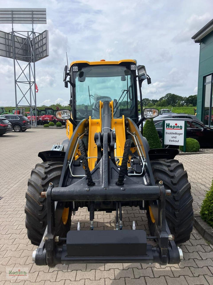 JCB 409 - Chargeuse sur pneus: photos 2 JCB 409 - Chargeuse sur pneus: photos 2