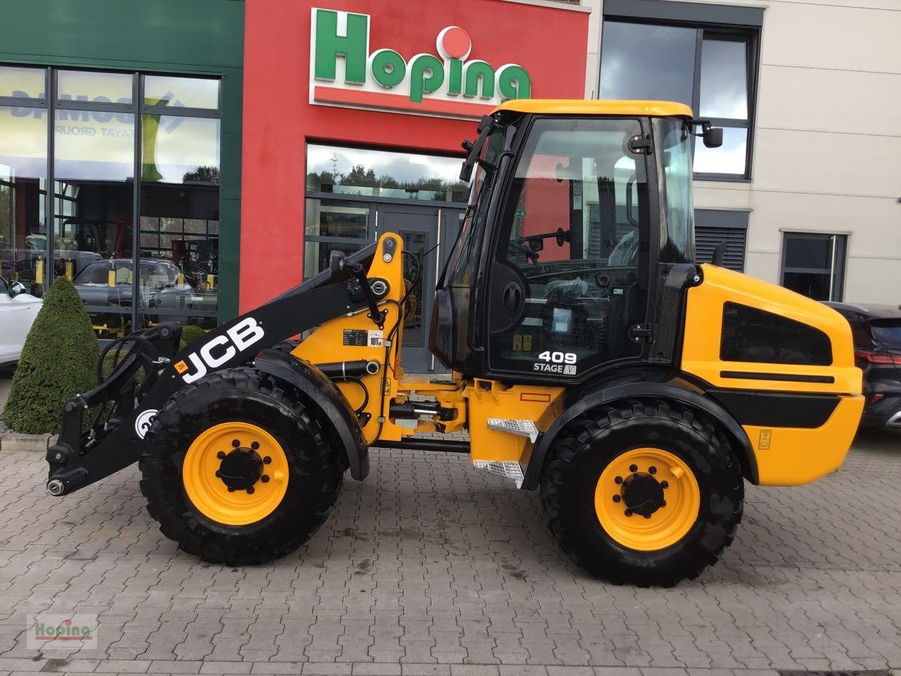 JCB 409 - Chargeuse sur pneus: photos 1 JCB 409 - Chargeuse sur pneus: photos 1
