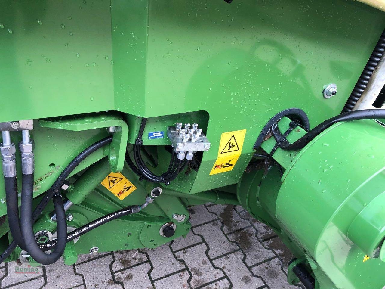 Krone Comprima V 150 XC - Presse à balles rondes: photos 4 Krone Comprima V 150 XC - Presse à balles rondes: photos 4
