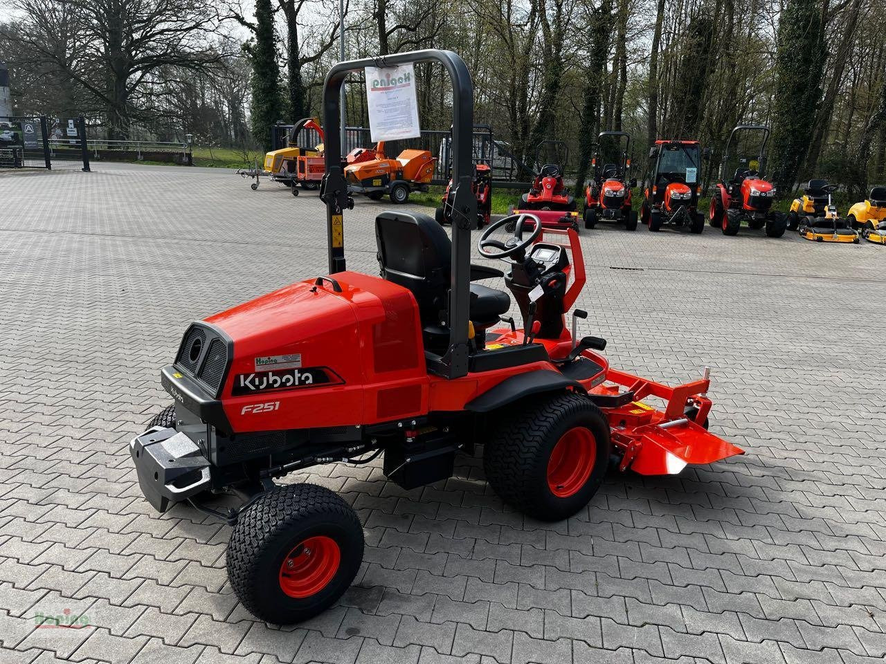 Kubota F 251 AWD - Motofaucheuse: photos 4 Kubota F 251 AWD - Motofaucheuse: photos 4