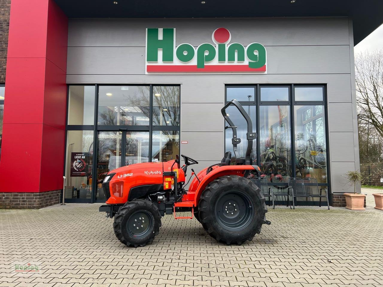 Kubota L1-382 DW - Tracteur communal: photos 2 Kubota L1-382 DW - Tracteur communal: photos 2