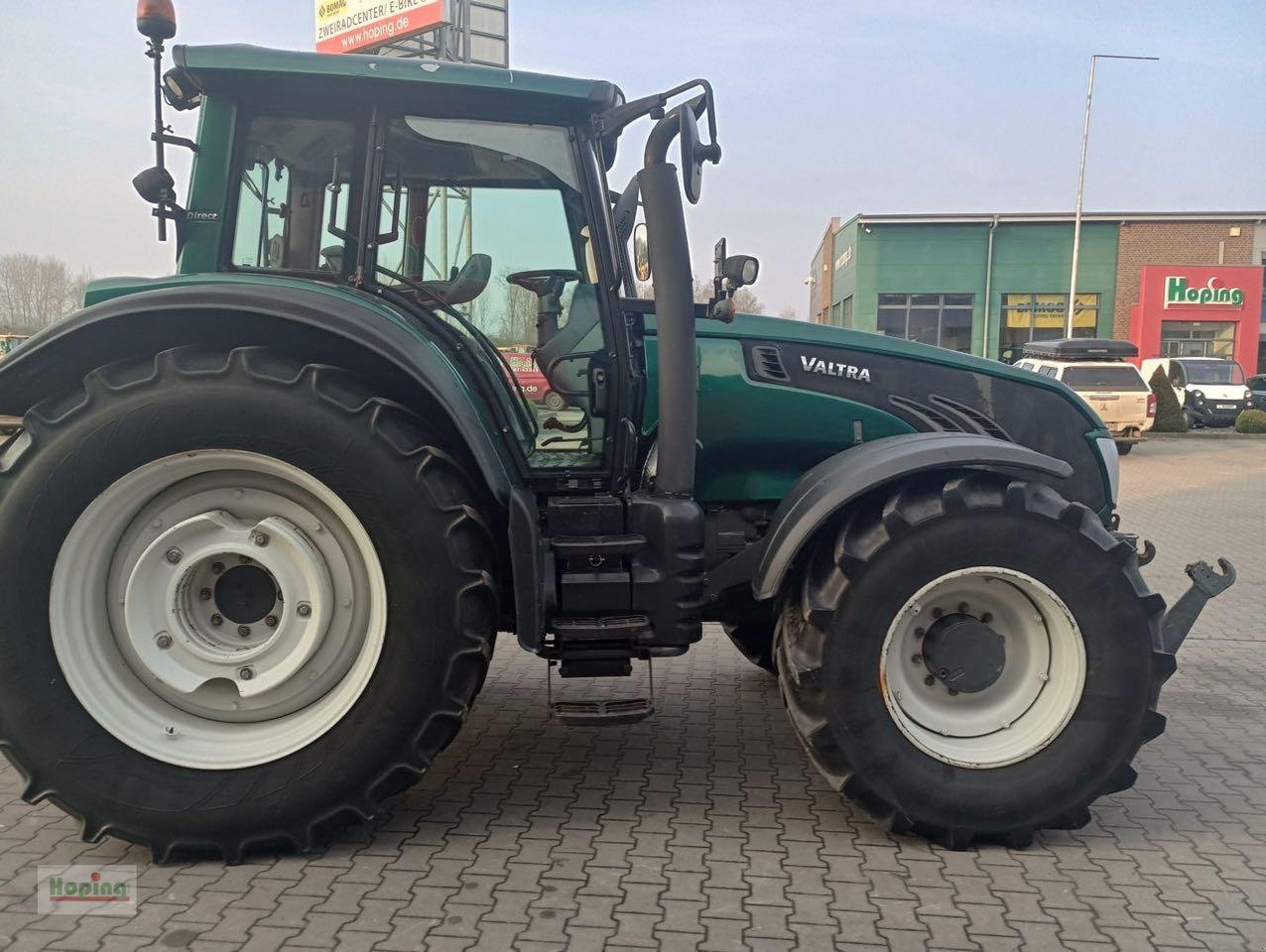 Valtra T203 D - Tracteur agricole: photos 4 Valtra T203 D - Tracteur agricole: photos 4