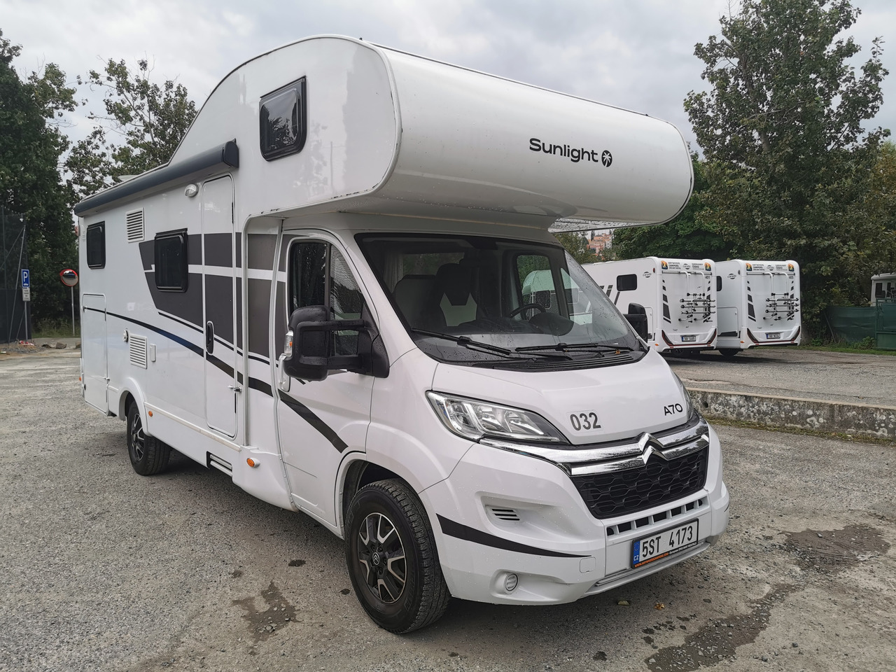 SUNLIGHT A 70 - Camping-car capucine: photos 1 SUNLIGHT A 70 - Camping-car capucine: photos 1