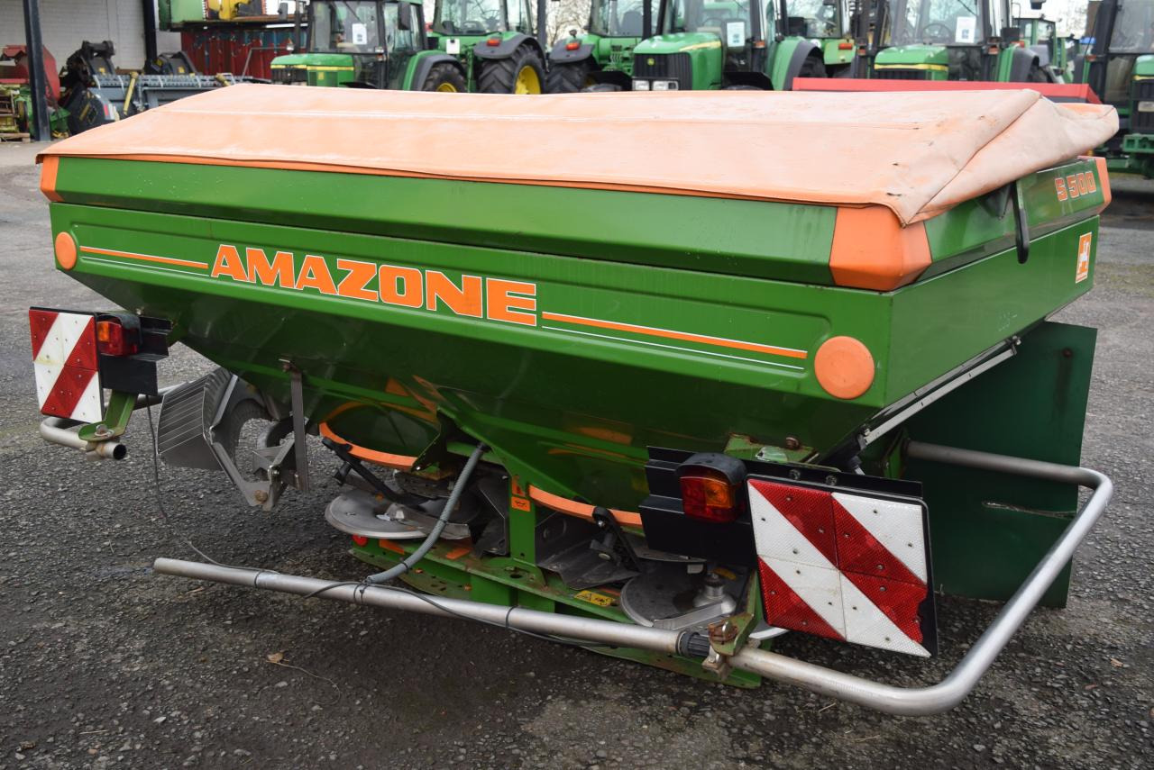 Amazone ZA-M 1200 - Distributeur d'engrais: photos 2 Amazone ZA-M 1200 - Distributeur d'engrais: photos 2