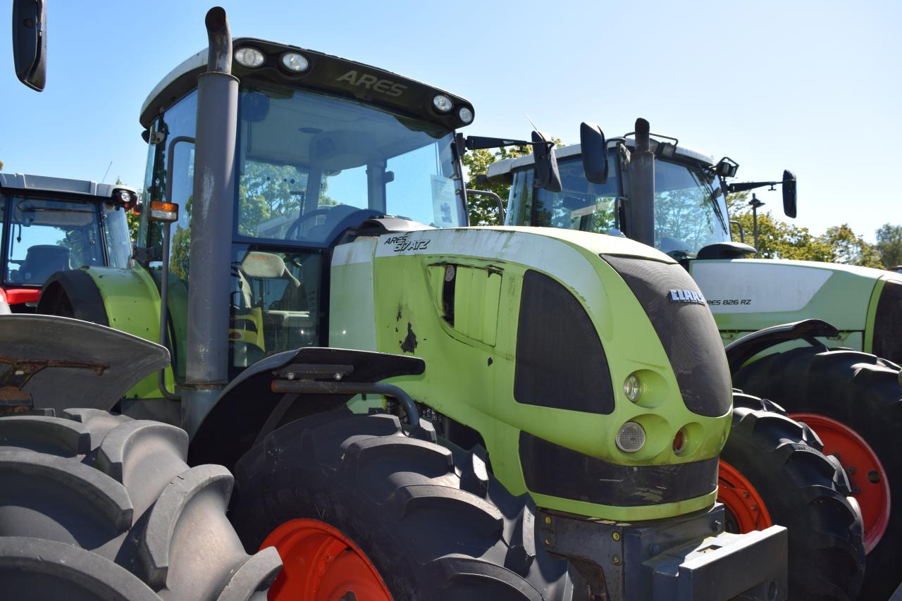 CLAAS Ares 617 ATZ - Tracteur agricole: photos 2 CLAAS Ares 617 ATZ - Tracteur agricole: photos 2