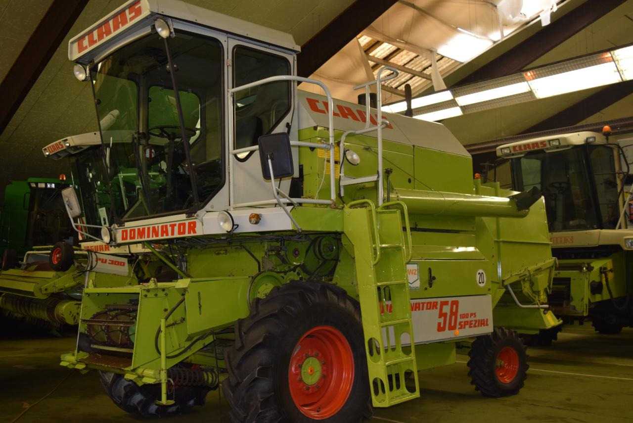 CLAAS Dominator 58 Spezial - Moissonneuse-batteuse: photos 2 CLAAS Dominator 58 Spezial - Moissonneuse-batteuse: photos 2
