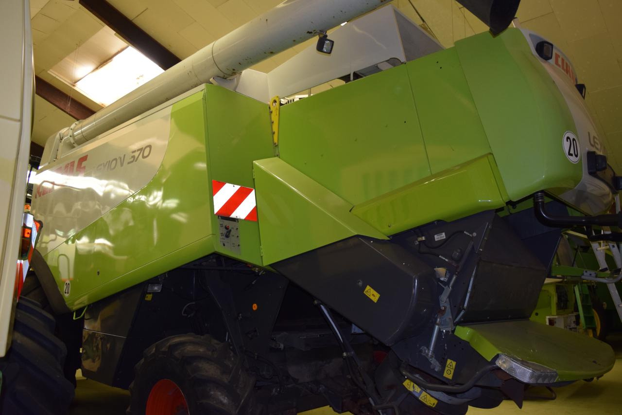 CLAAS Lexion 570 - Moissonneuse-batteuse: photos 4 CLAAS Lexion 570 - Moissonneuse-batteuse: photos 4