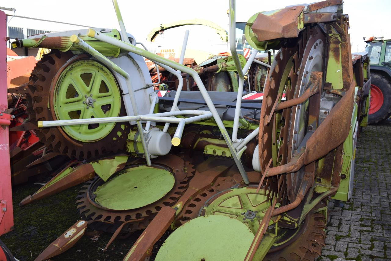 CLAAS RU 600 - Cueilleur de maïs: photos 1 CLAAS RU 600 - Cueilleur de maïs: photos 1