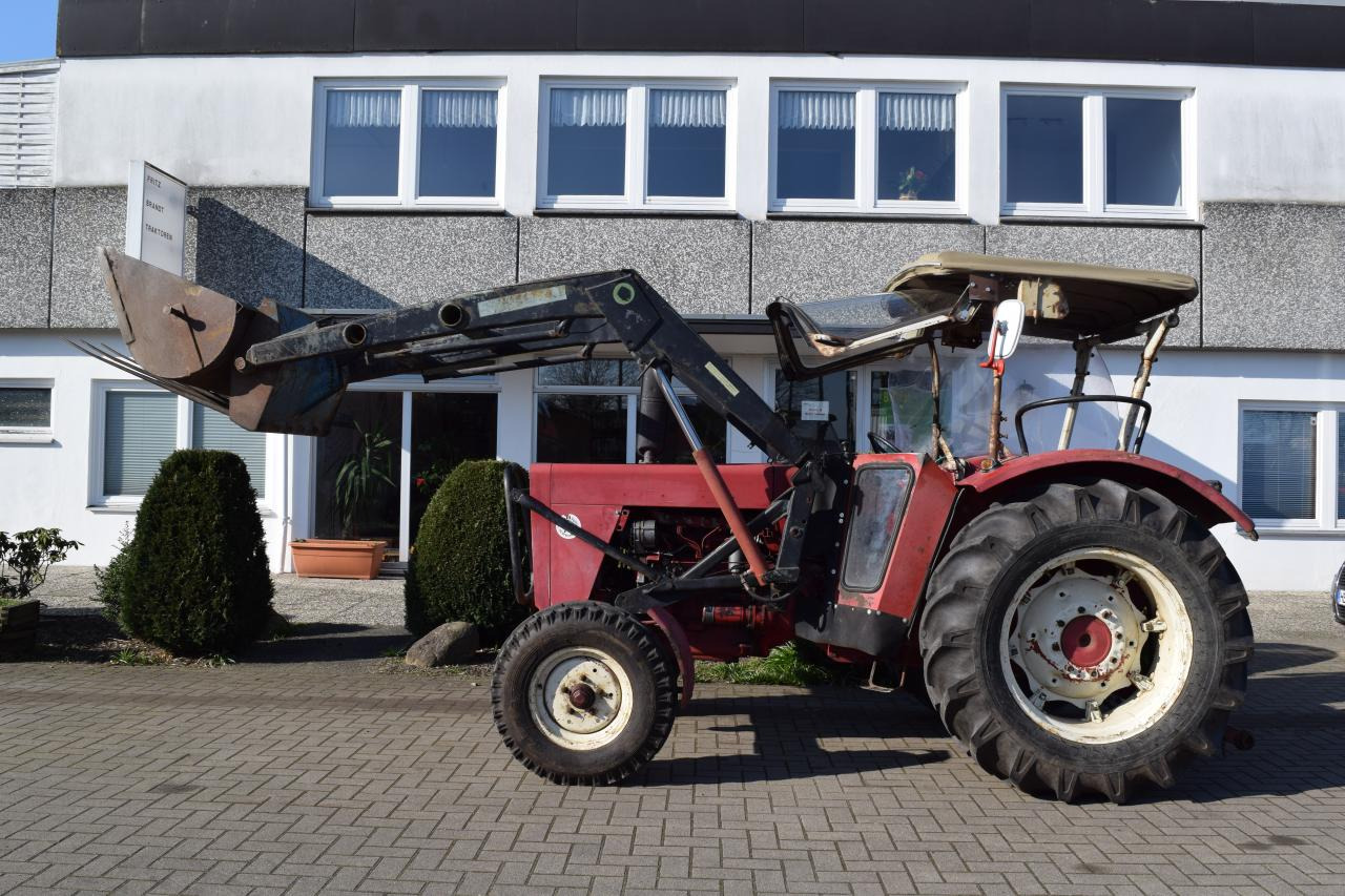 Case-IH 624 - Tracteur agricole: photos 1 Case-IH 624 - Tracteur agricole: photos 1