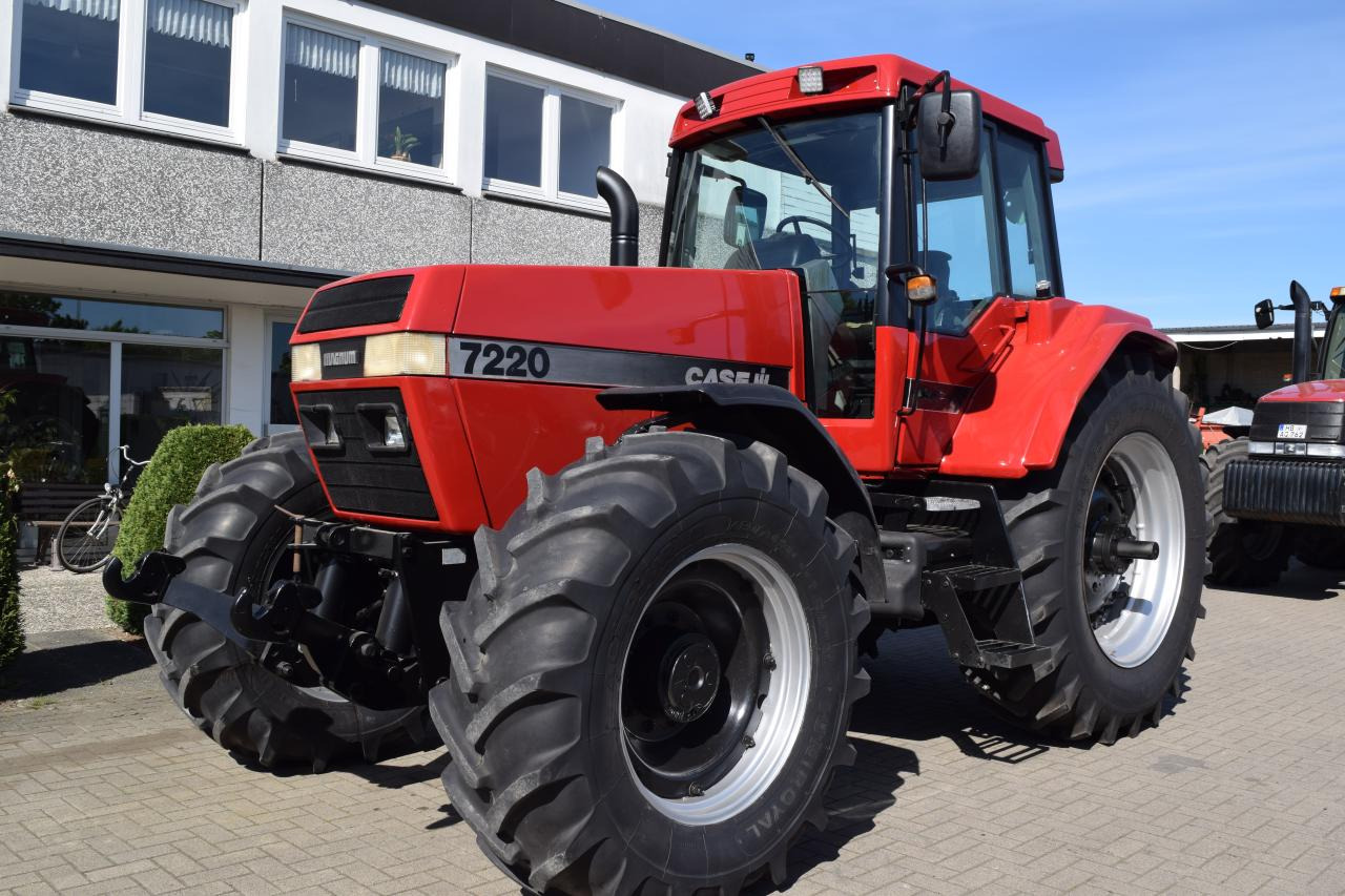 Case-IH 7220 Magnum - Tracteur agricole: photos 1 Case-IH 7220 Magnum - Tracteur agricole: photos 1