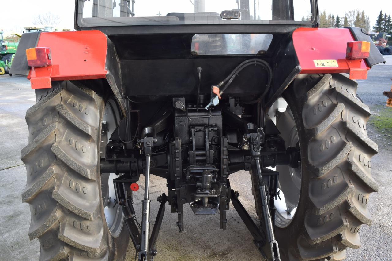 Case-IH 840 A/S - Tracteur agricole: photos 5 Case-IH 840 A/S - Tracteur agricole: photos 5