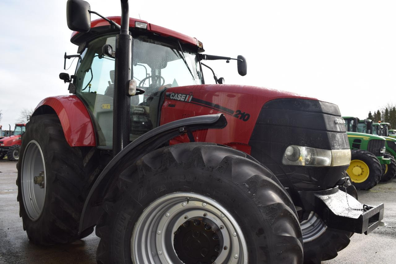 Case-IH Puma 210 MC - Tracteur agricole: photos 1 Case-IH Puma 210 MC - Tracteur agricole: photos 1