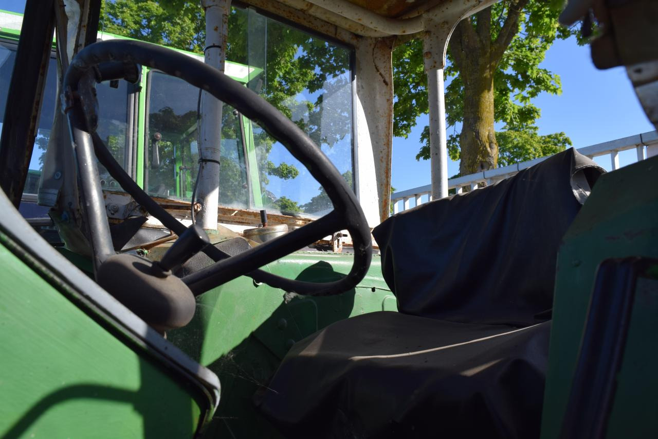 Tracteur agricole Deutz-Fahr D4006: photos 7 Tracteur agricole Deutz-Fahr D4006: photos 7