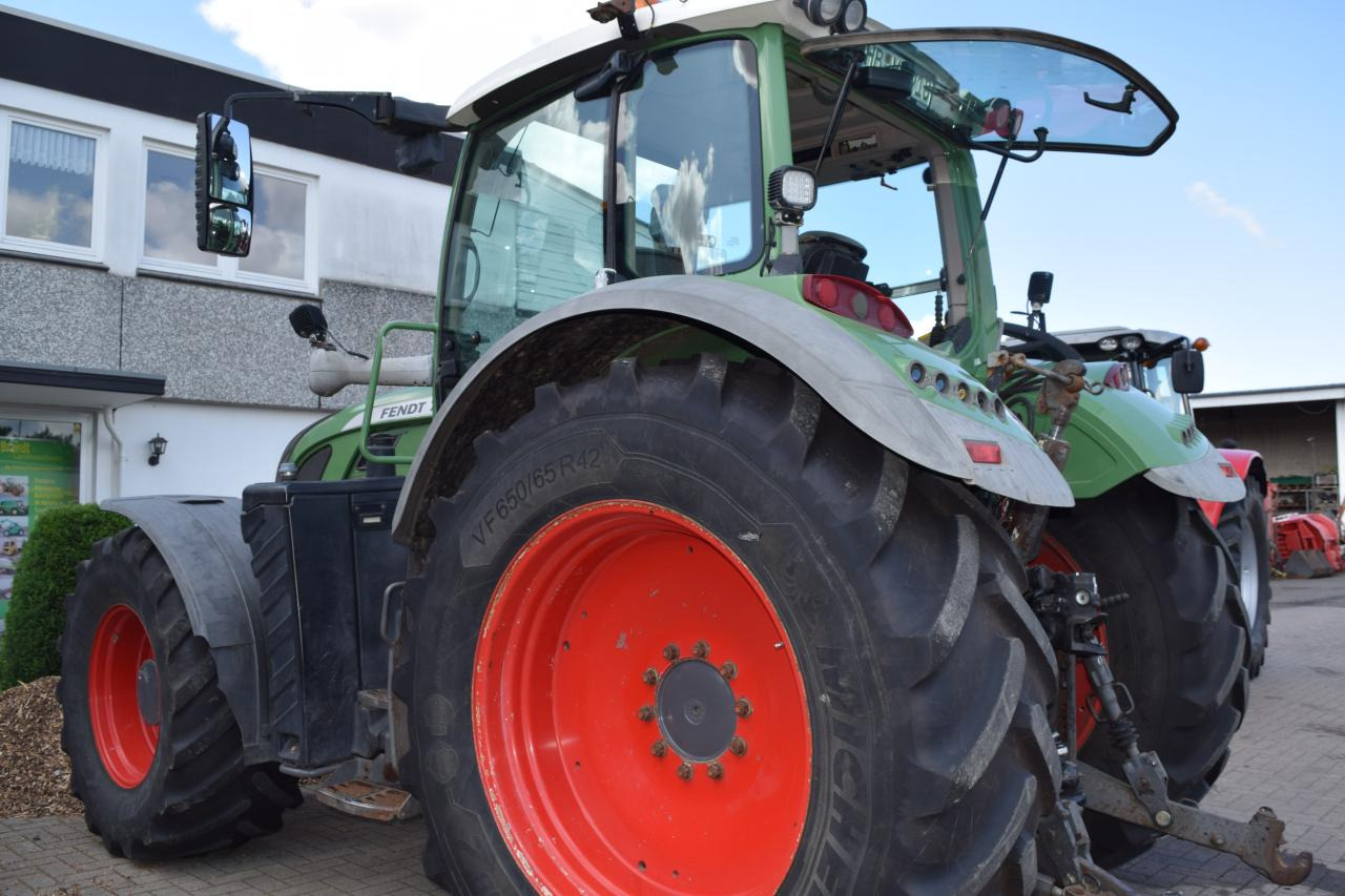 Fendt 724 Vario TMS SCR ProfiPlus - Tracteur agricole: photos 4 Fendt 724 Vario TMS SCR ProfiPlus - Tracteur agricole: photos 4