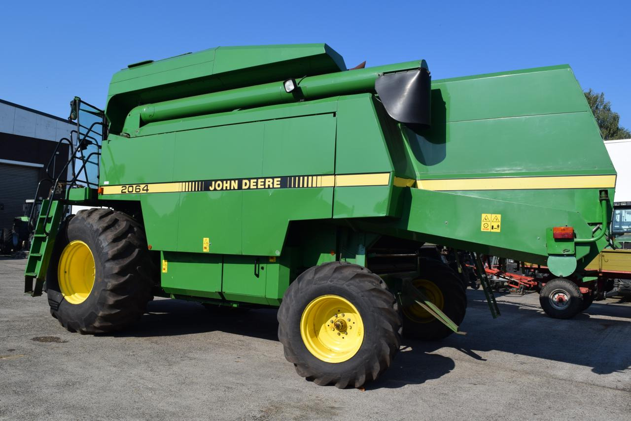 John Deere 2064 - Moissonneuse-batteuse: photos 3 John Deere 2064 - Moissonneuse-batteuse: photos 3