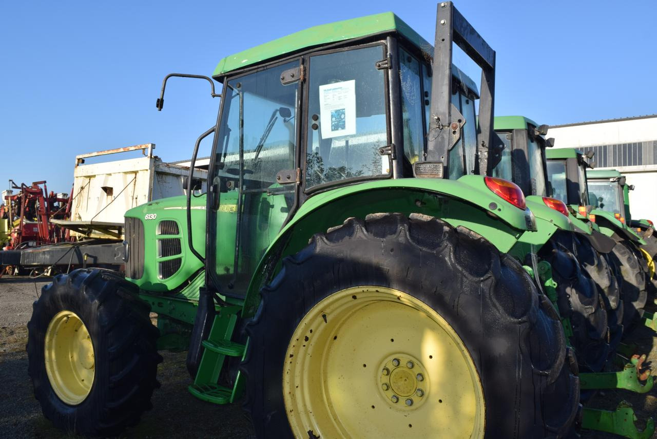 John Deere 6130 - Tracteur agricole: photos 4 John Deere 6130 - Tracteur agricole: photos 4