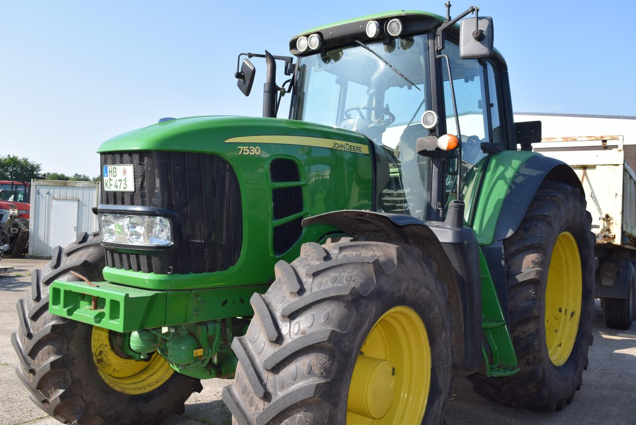 John Deere 7530 Premium - Tracteur agricole: photos 1 John Deere 7530 Premium - Tracteur agricole: photos 1