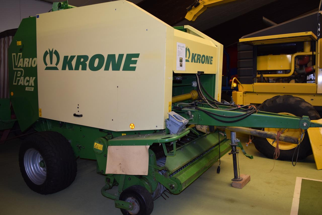 Krone Vario Pack 1500 - Presse à balles rondes: photos 3 Krone Vario Pack 1500 - Presse à balles rondes: photos 3