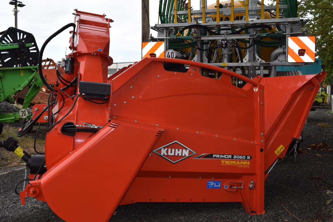 Kuhn Primor 2060 S - Pailleuse: photos 5 Kuhn Primor 2060 S - Pailleuse: photos 5