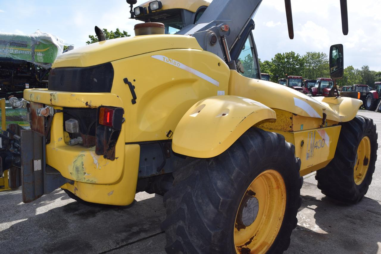 New Holland LM 430 - Chariot télescopique: photos 3 New Holland LM 430 - Chariot télescopique: photos 3