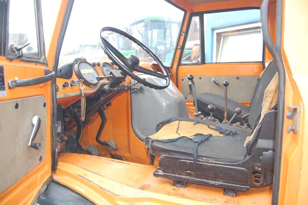 Mercedes-Benz Unimog U421 - Véhicule de voirie/ Spécial: photos 4 Mercedes-Benz Unimog U421 - Véhicule de voirie/ Spécial: photos 4