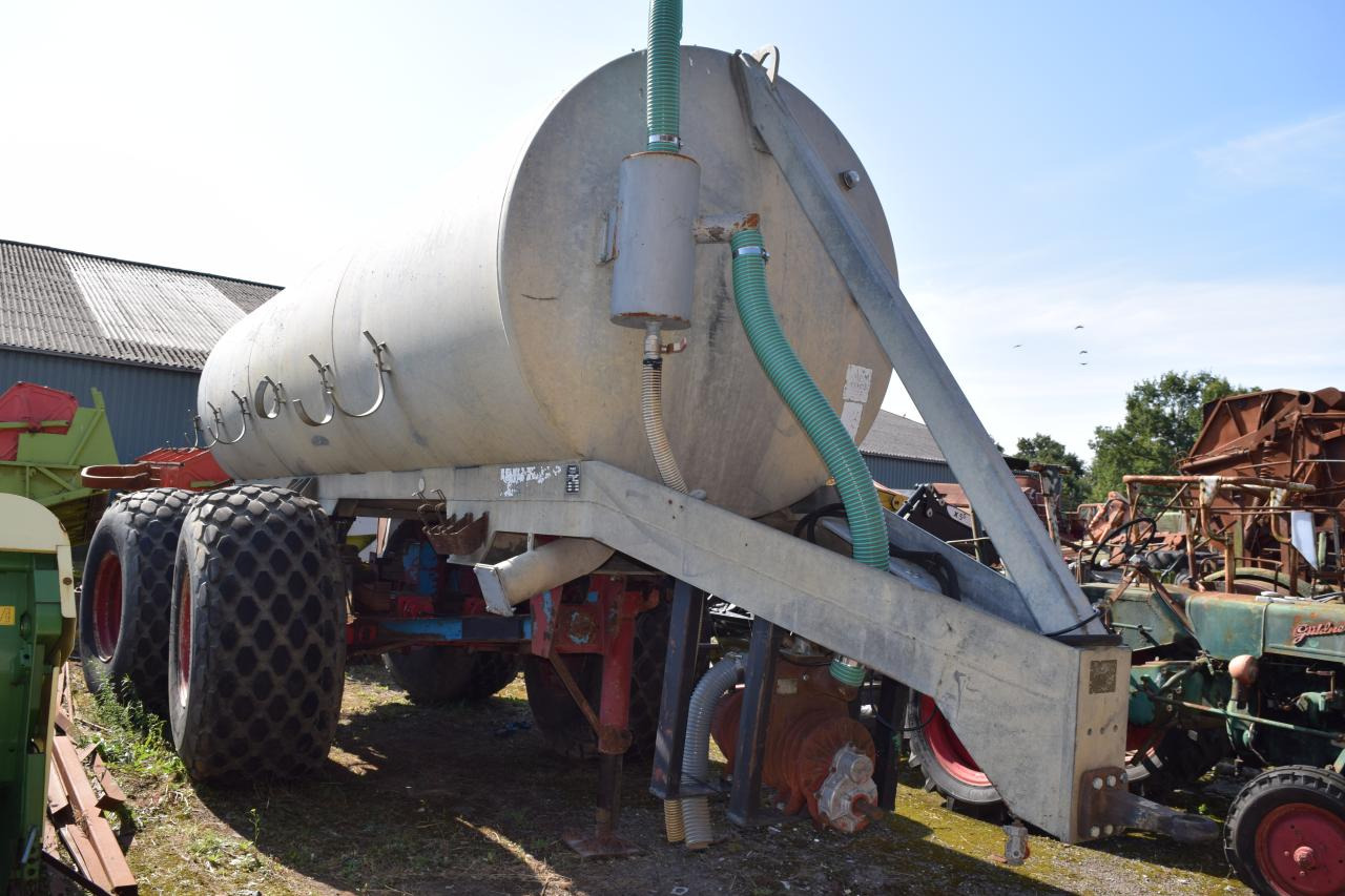 Wienhoff Güllefass 15600 - Epandeurs: photos 1 Wienhoff Güllefass 15600 - Epandeurs: photos 1