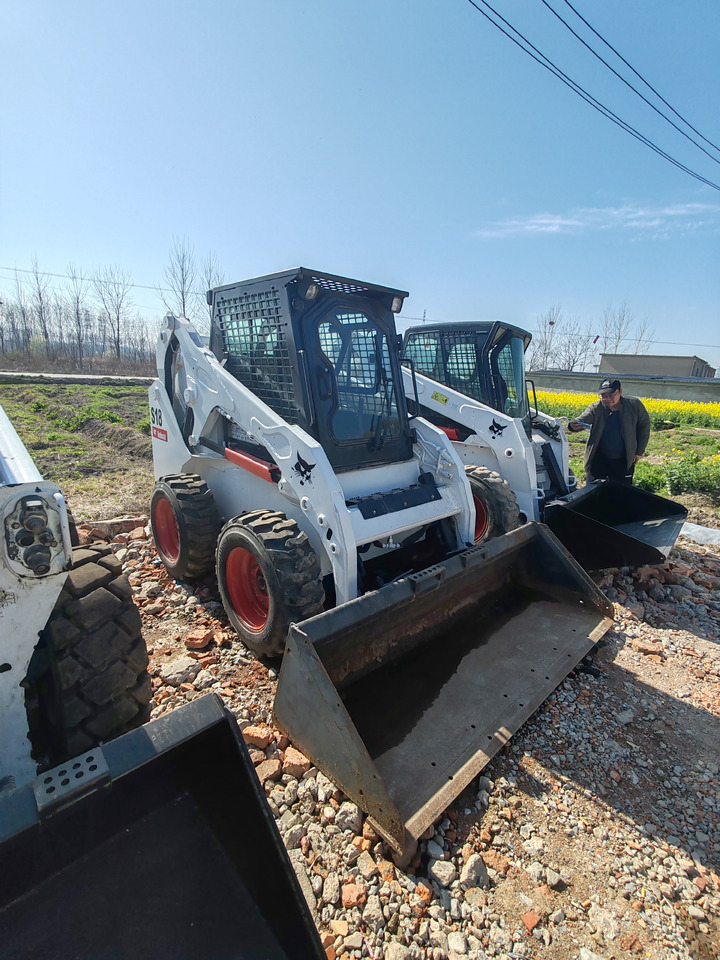 BOBCAT S18 - Mini chargeuse: photos 5 BOBCAT S18 - Mini chargeuse: photos 5